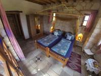 Natursteinhaus fr 2-4  Personen